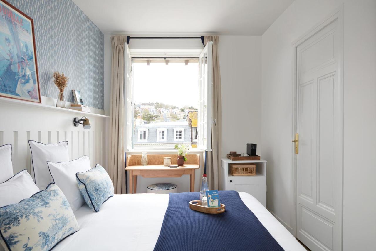 Hotel Le Flaubert Trouville-sur-Mer Exterior foto